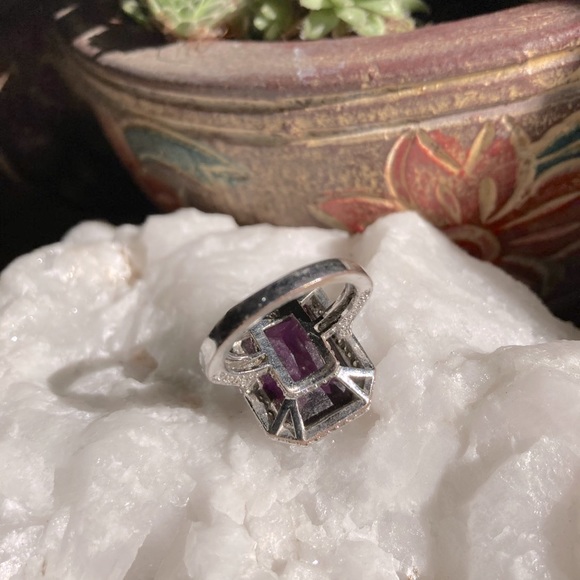 Silver with Purple Stone Statement Ring 13g - Picture 6 of 9